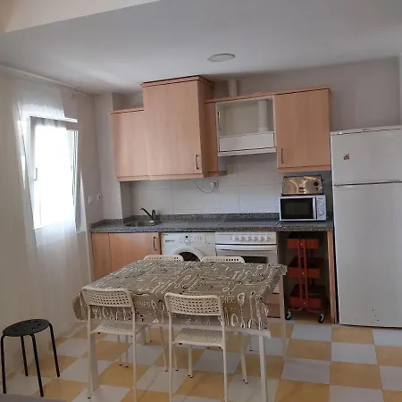 아파트 En Urbanizacion Con Piscina Centro De Unquera-val De San Vicente Ideal Parejas