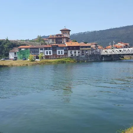 En Urbanizacion Con Piscina Centro De Unquera-val De San Vicente Ideal Parejas 웅케라