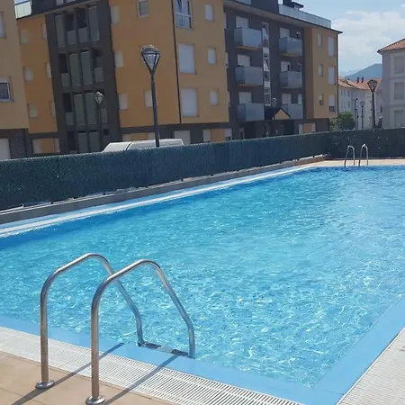 아파트 En Urbanizacion Con Piscina Centro De Unquera-val De San Vicente Ideal Parejas