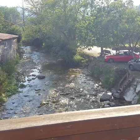 아파트 En Urbanizacion Con Piscina Centro De Unquera-val De San Vicente Ideal Parejas *