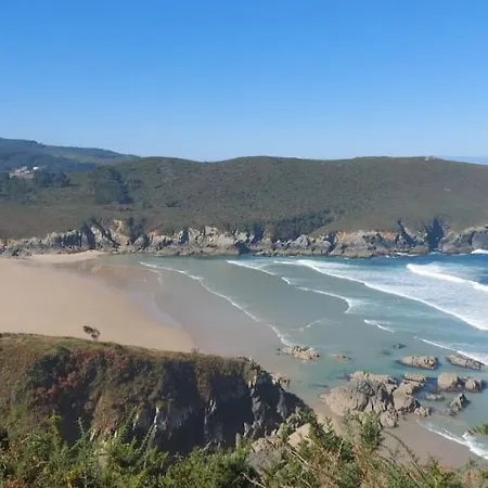 En Urbanizacion Con Piscina Centro De Unquera-val De San Vicente Ideal Parejas *