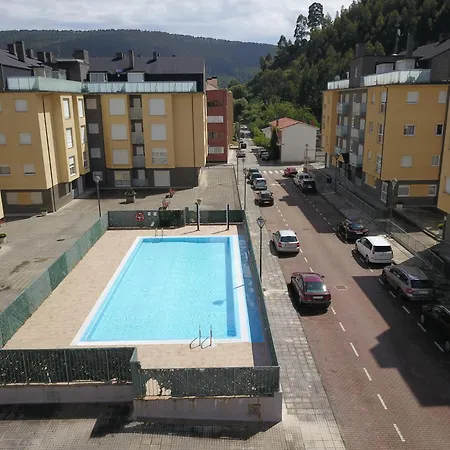 En Urbanizacion Con Piscina Centro De Unquera-val De San Vicente Ideal Parejas Unquera