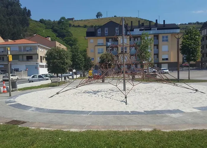 Apartamento En Urbanizacion Con Piscina Centro De Unquera-val De San Vicente Ideal Parejas